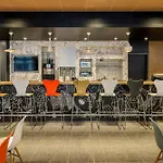 Ibis Ost Hotel 4*