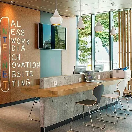 Ibis Ost Szálloda 4*