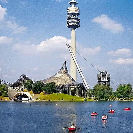 Ibis Ost Szálloda