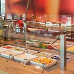 Otel Ibis Ost 4*